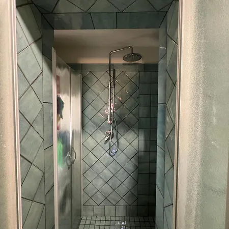 Yema 2-lucca Apartment *